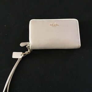 Authentic coach wallet/wristlet